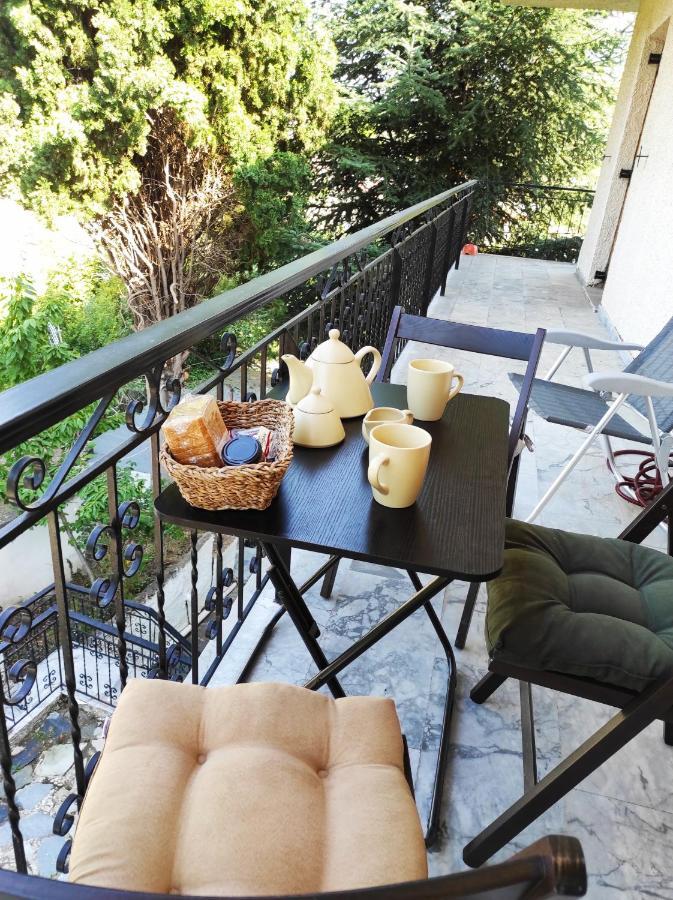Vitina'S Little House Hotel Ngoại thất bức ảnh